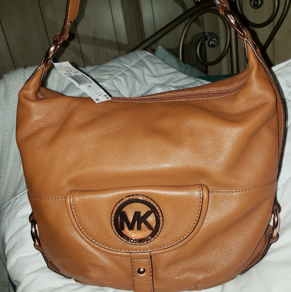Brand New With Tags Authentic Michael Kors Purse